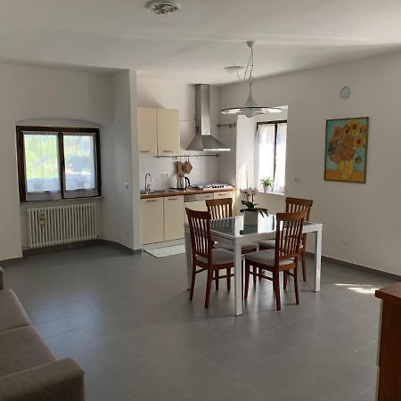 Casa Prandi Apartment Riva del Garda Luaran gambar